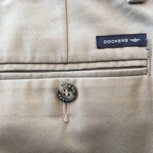 🦎 Very Nice Dockers Dress Pants